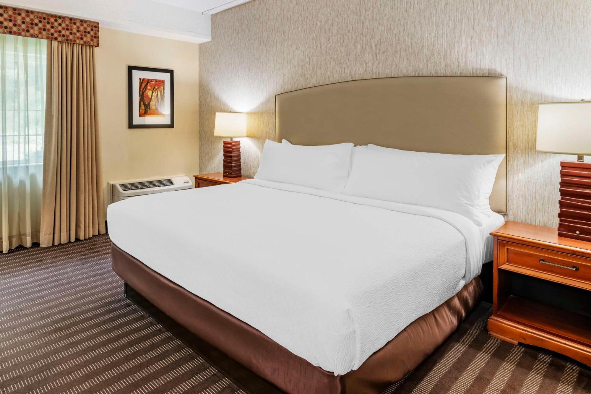 Best Western Springfield Hotel Exterior photo