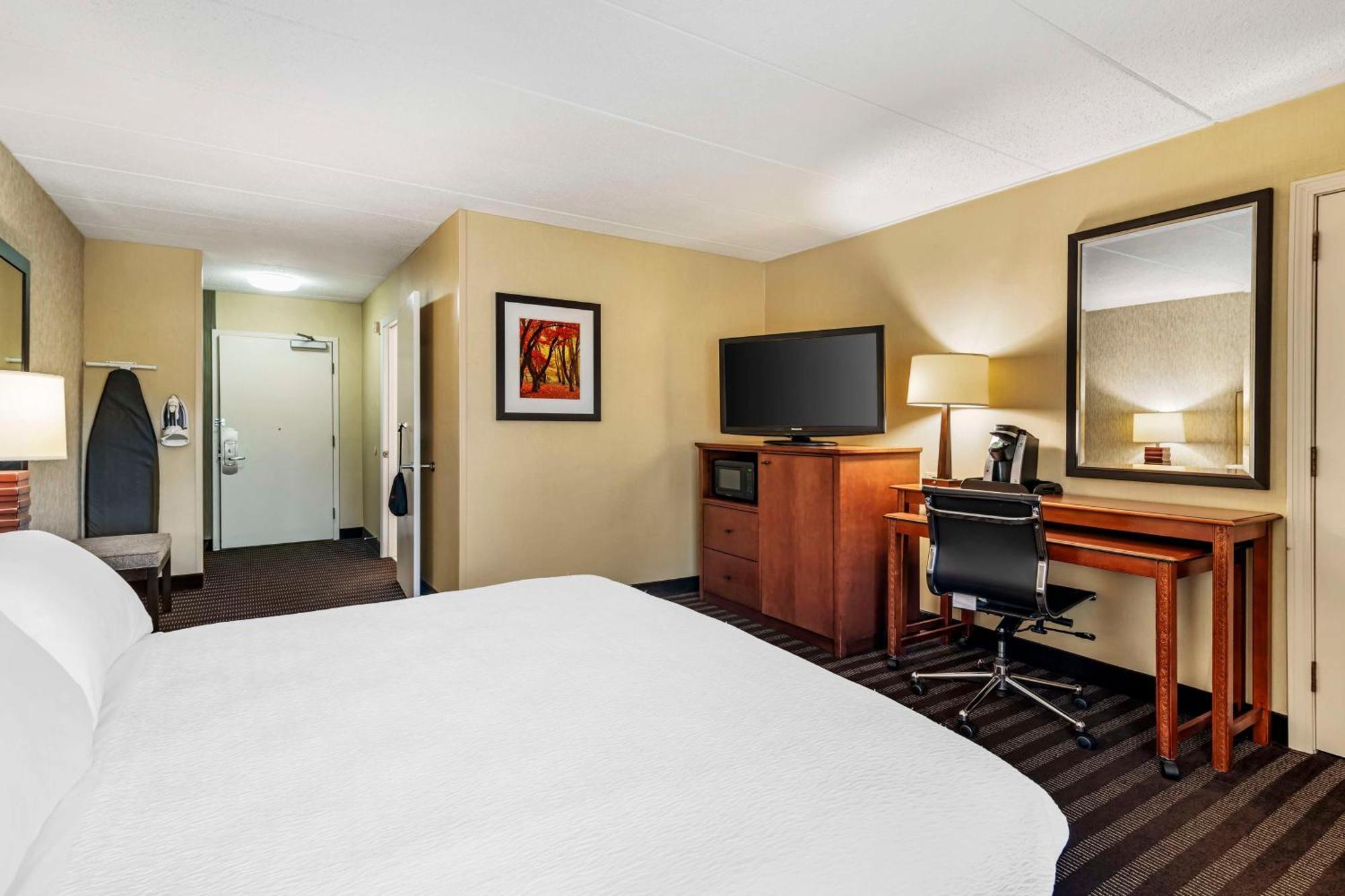 Best Western Springfield Hotel Exterior photo